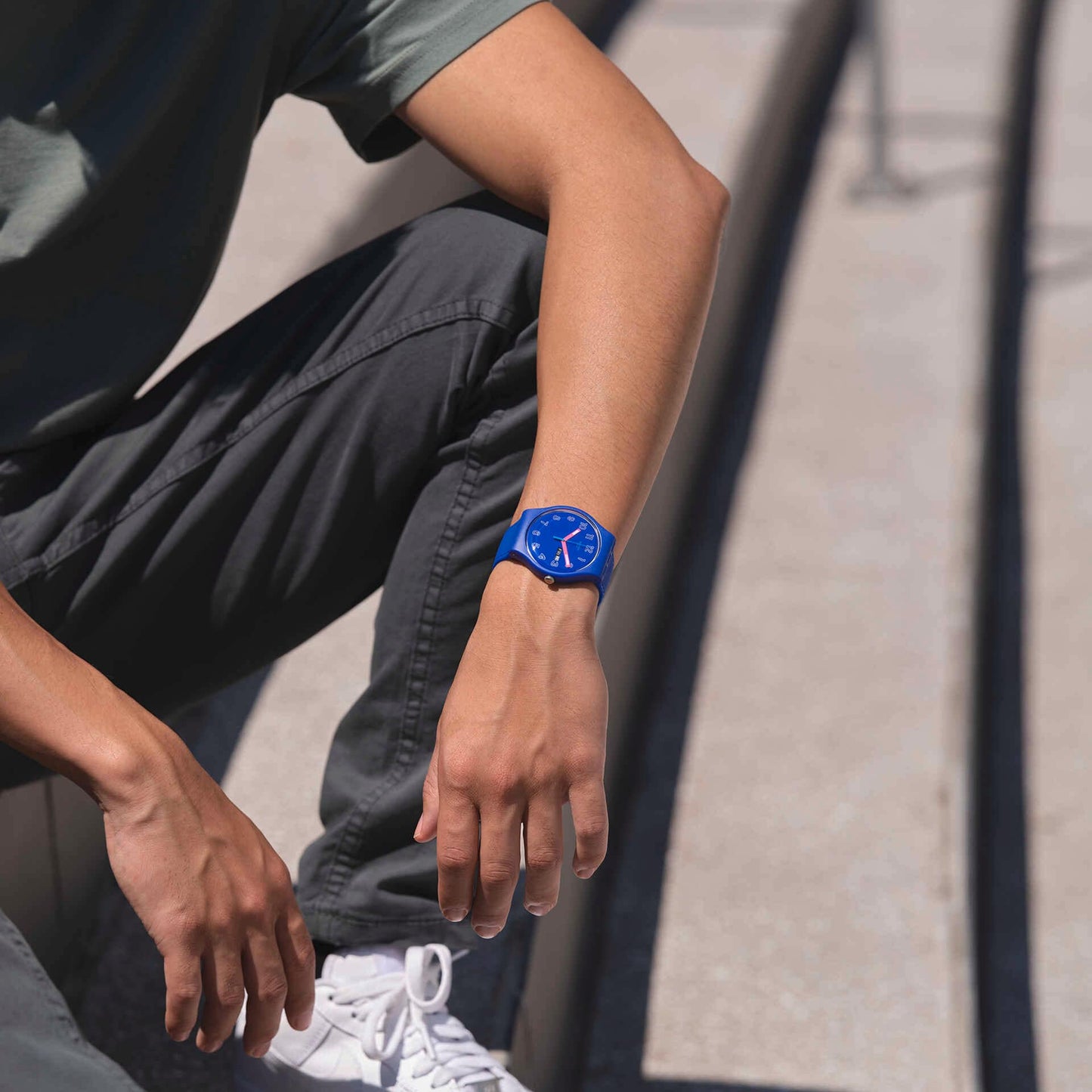 Swatch Cobalt Disco 41mm